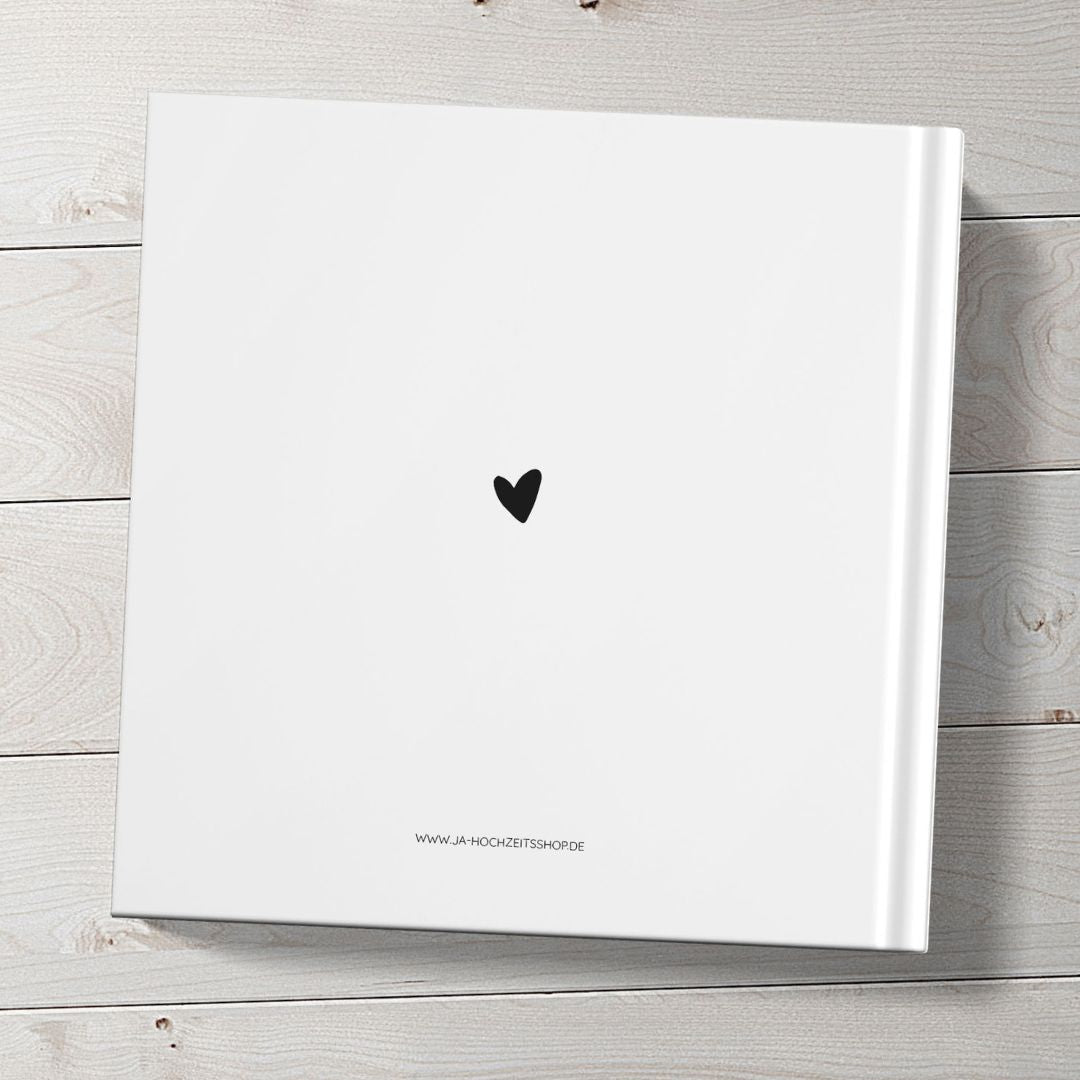 Personalisiertes Gästebuch mit Initialen