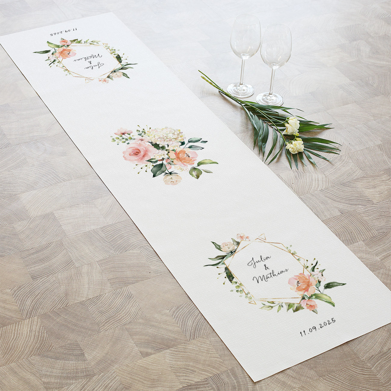 Personalisierter Tischläufer Blütenzauber (1 Stück)