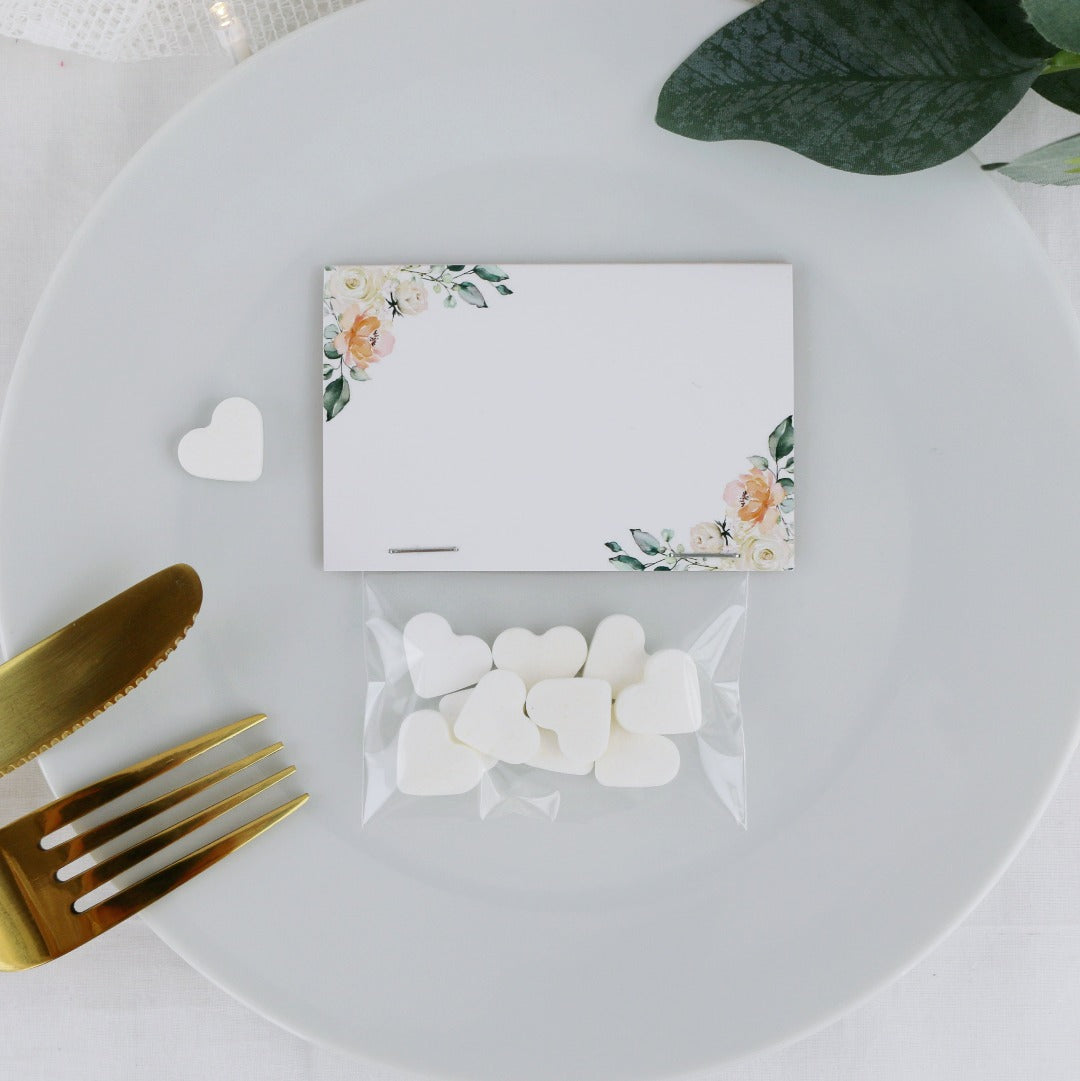 gastgeschenk zur hochzeit mit namenskarte minz herz