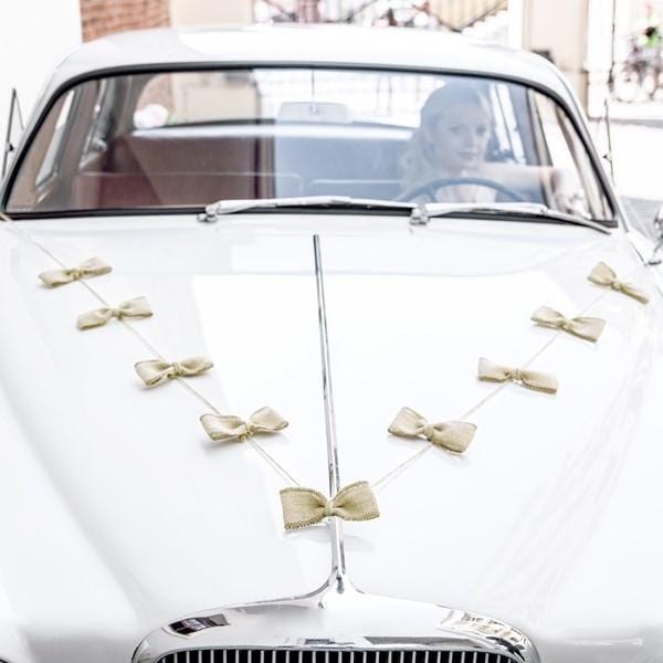 Tolle Autoschleifen als Deko für das Hochzeitsauto – Ja-Hochzeitsshop