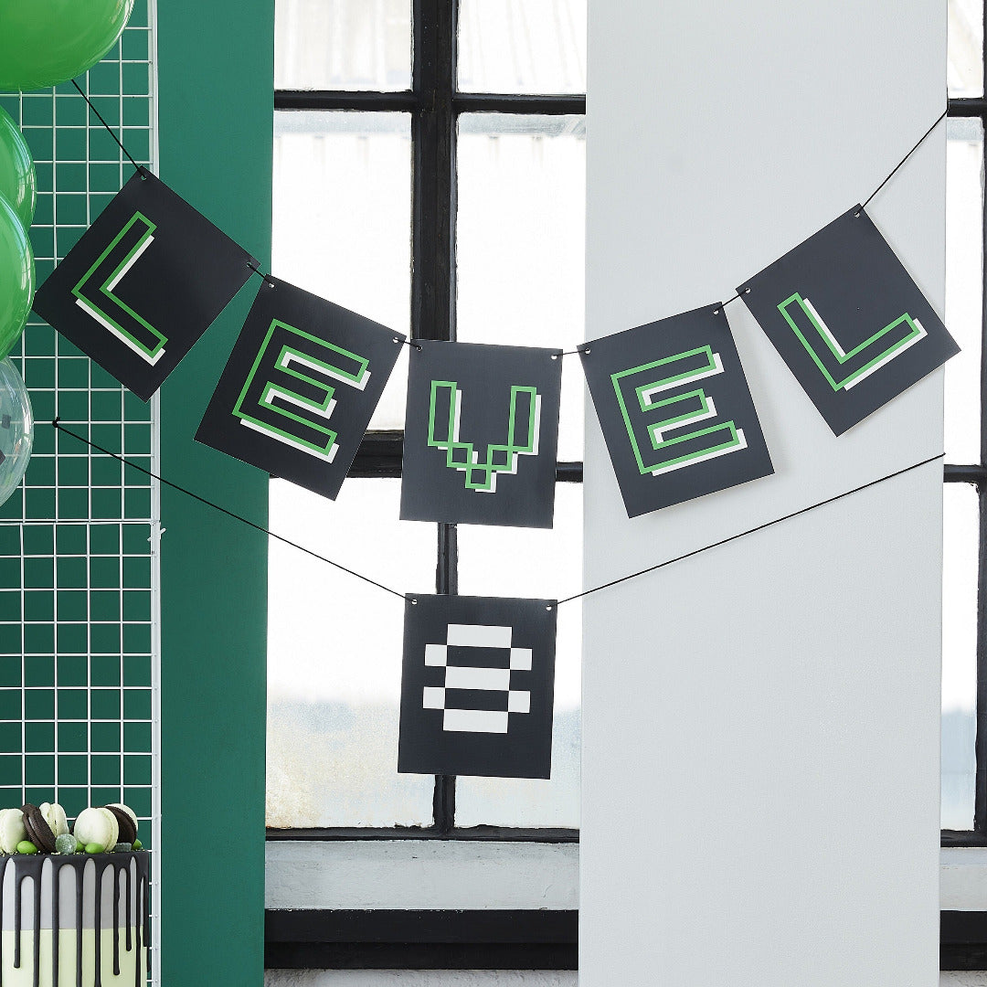 Girlande Gaming Party