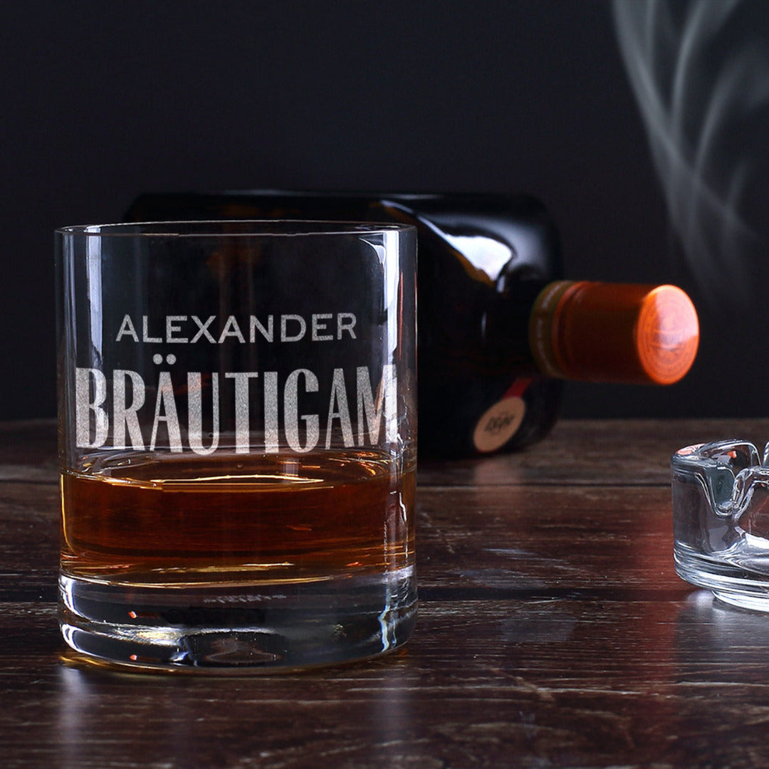 Personalisiertes Whiskyglas Bräutigam mit Namen