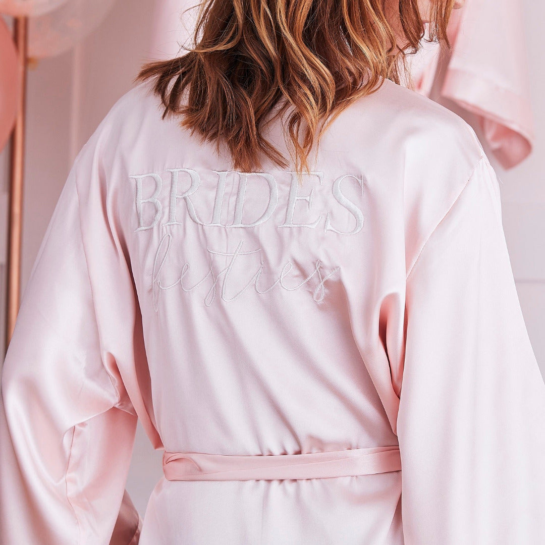 Satin Kimono Team Braut mit Schriftzug Brides Besties