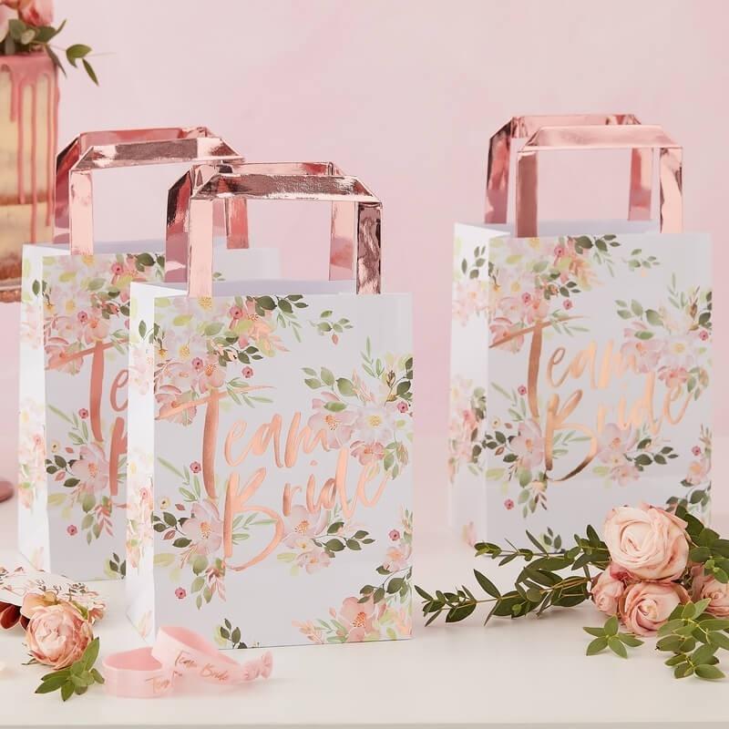 Tragetaschen Team Bride floral als Mitgebsel
