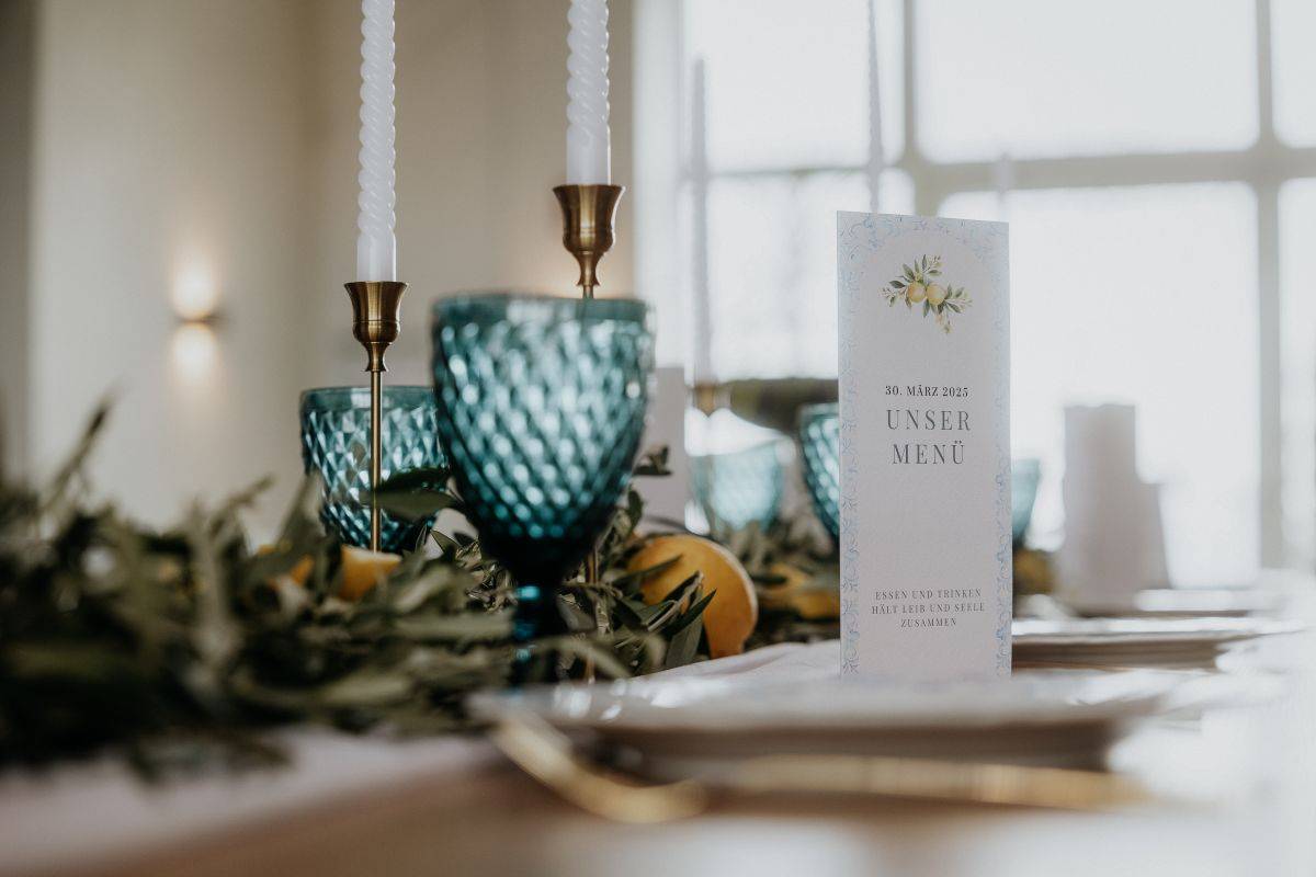 Zitruswedding: Mediterrane Hochzeitspapeterie in frischen Gelb- und Grüntönen