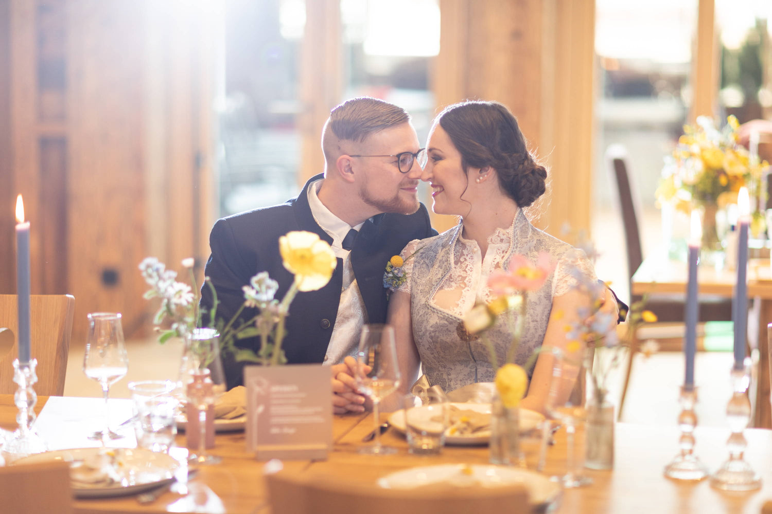 Moderne Trachtenhochzeit mit dem kleinen Wow Effekt