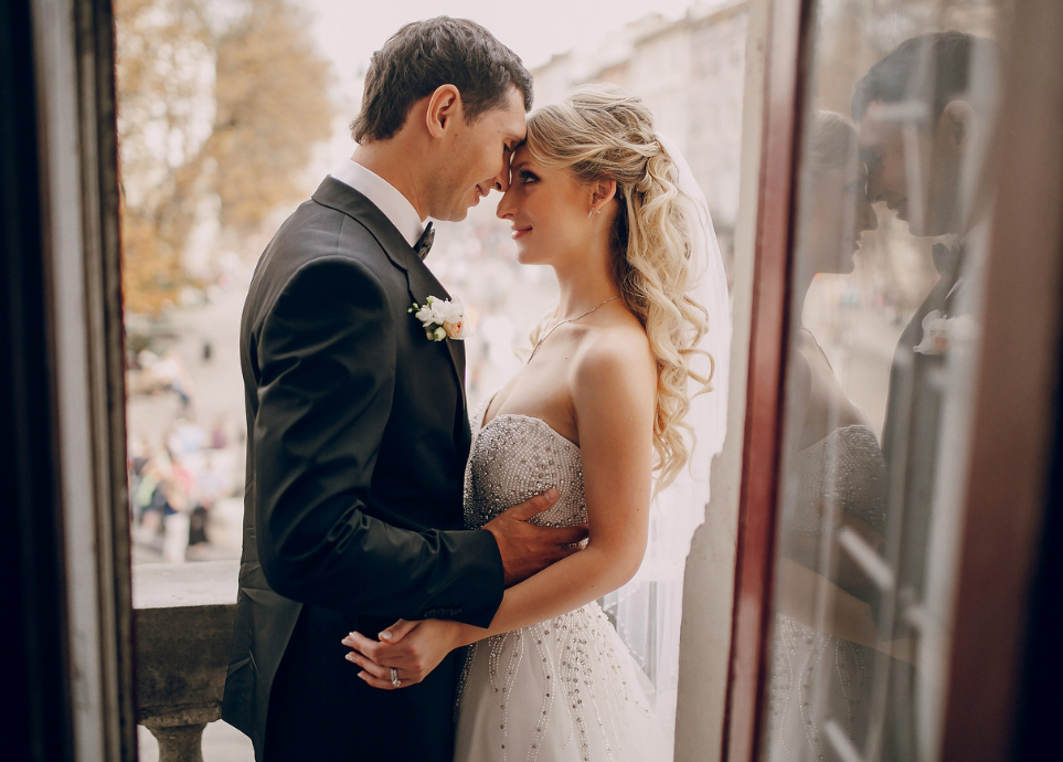 Frühlingserwachen der Liebe – Die Hochzeitstrends für das Jahr 2026