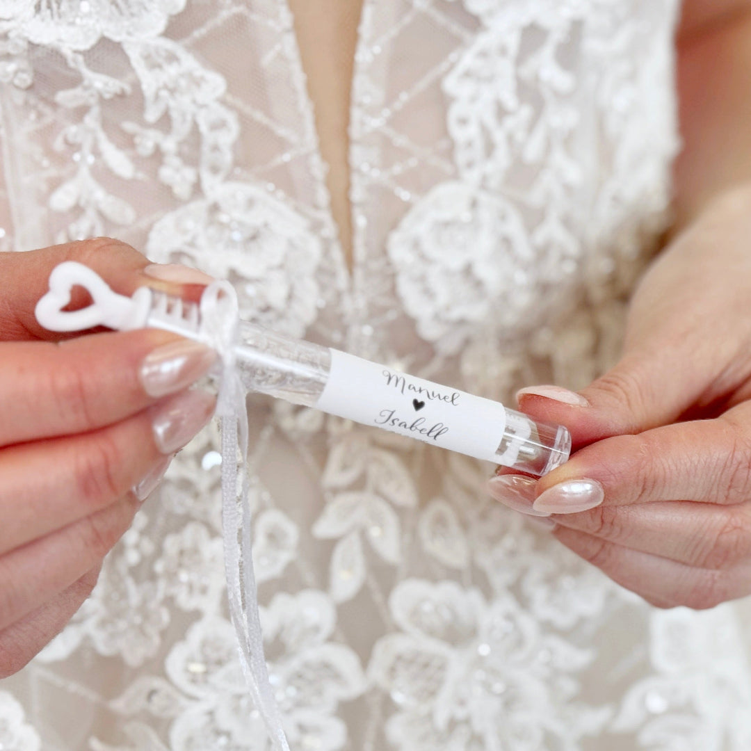 seifenblasen-hochzeit-bitte-pusten-personalisiert