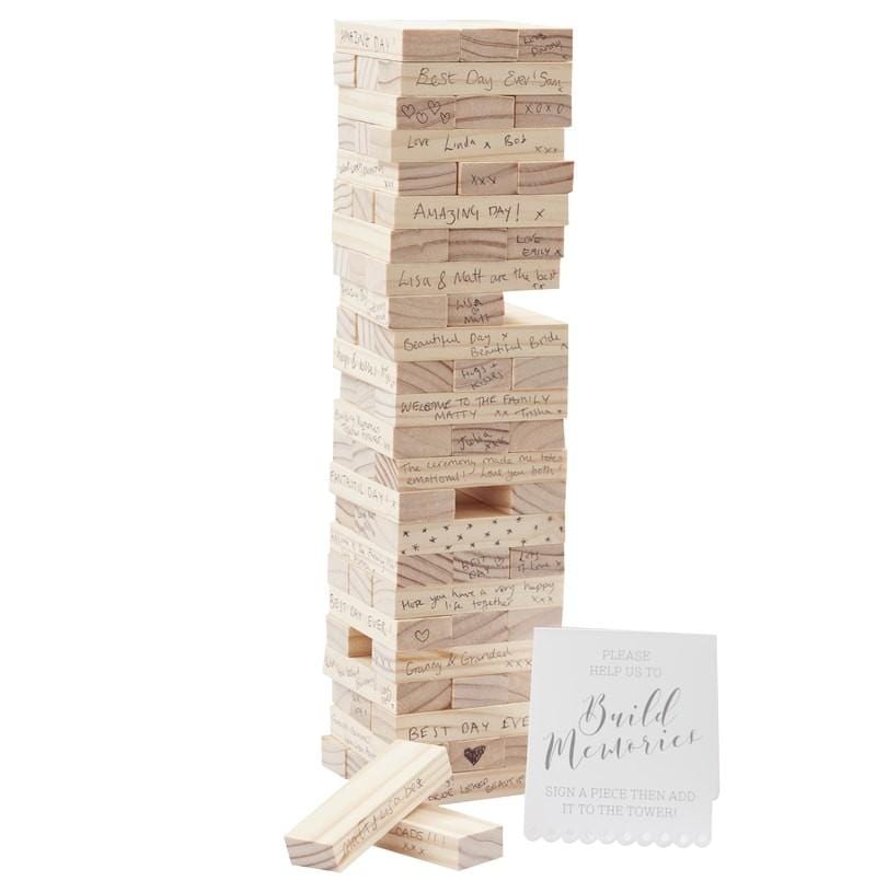 Holz Turm Jenga fuer Hochzeit als Gaestebuch