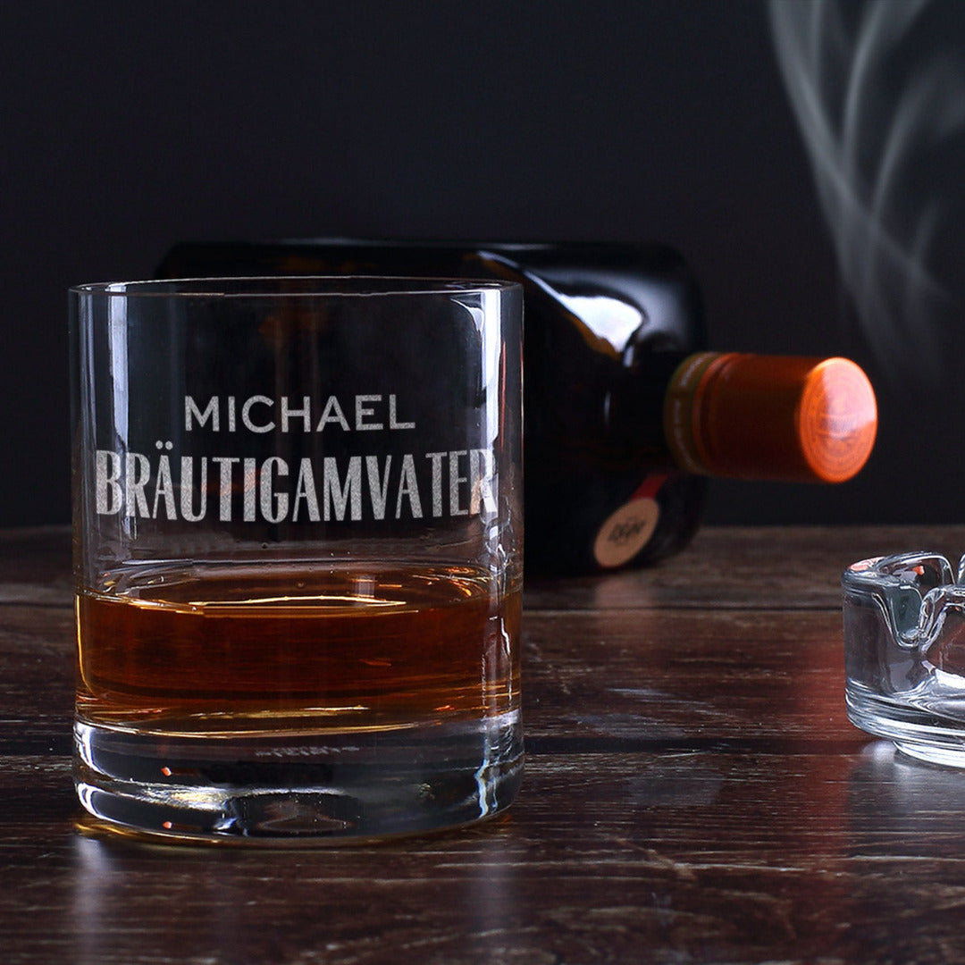 Personalisiertes Whiskyglas Bräutigamvater mit Namen