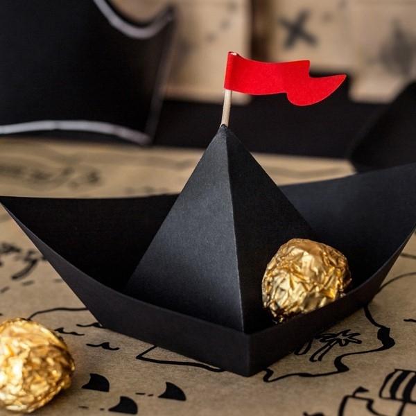 Partydeko Piratenschiff